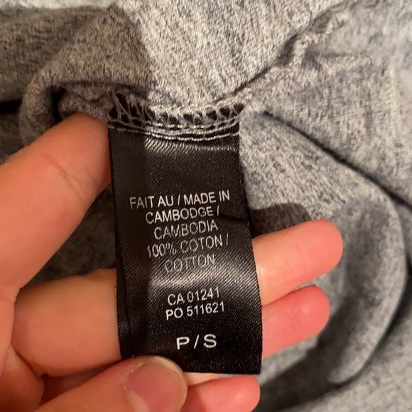 Grey and burgundy Henley top - Picture 3 of 3